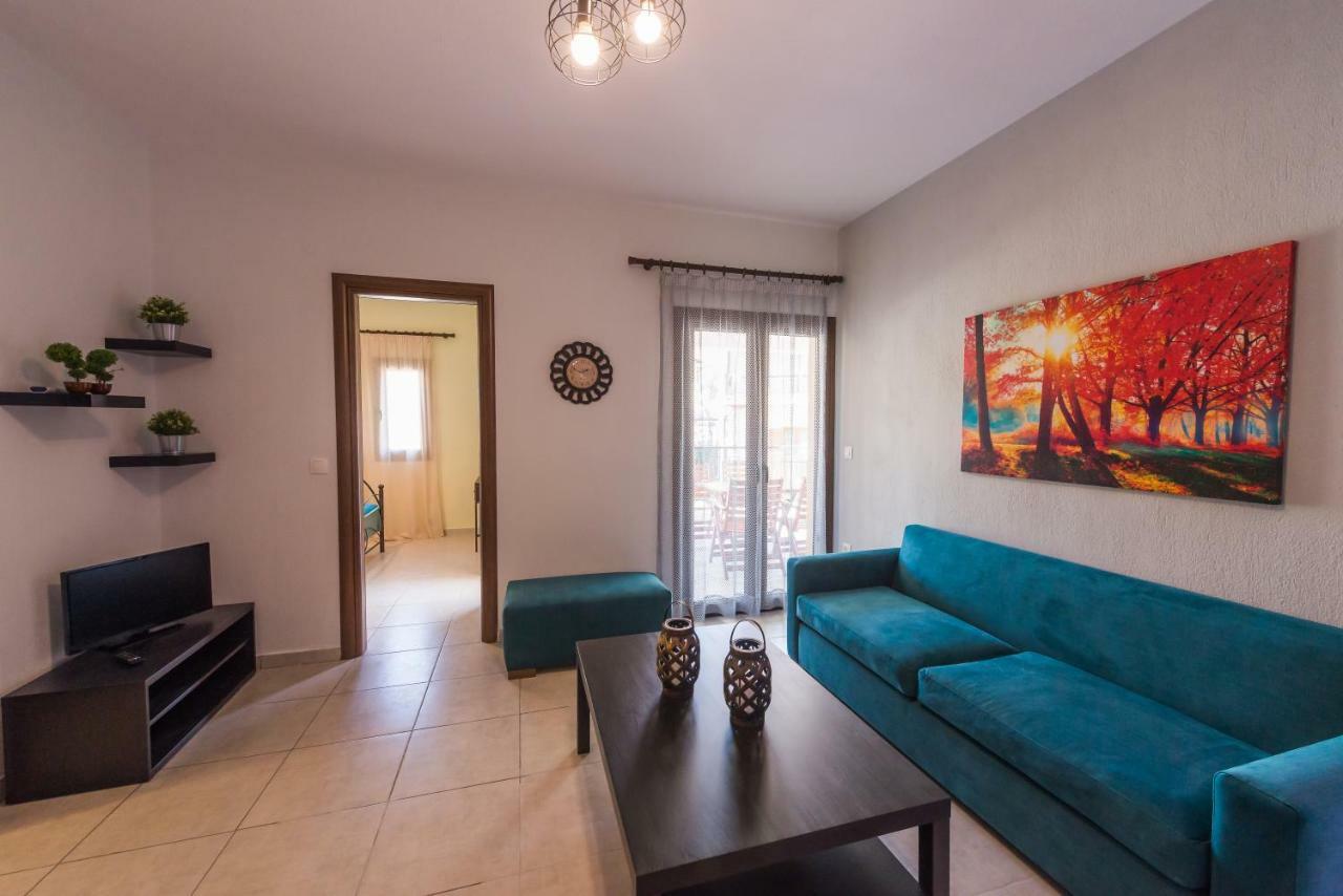 Roxani'S Apartments อาโยส นิโกลาออส ภายนอก รูปภาพ