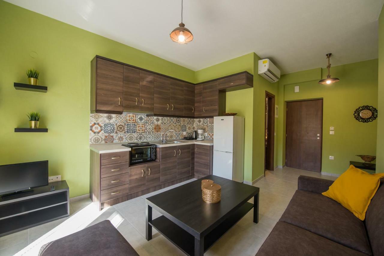 Roxani'S Apartments อาโยส นิโกลาออส ภายนอก รูปภาพ