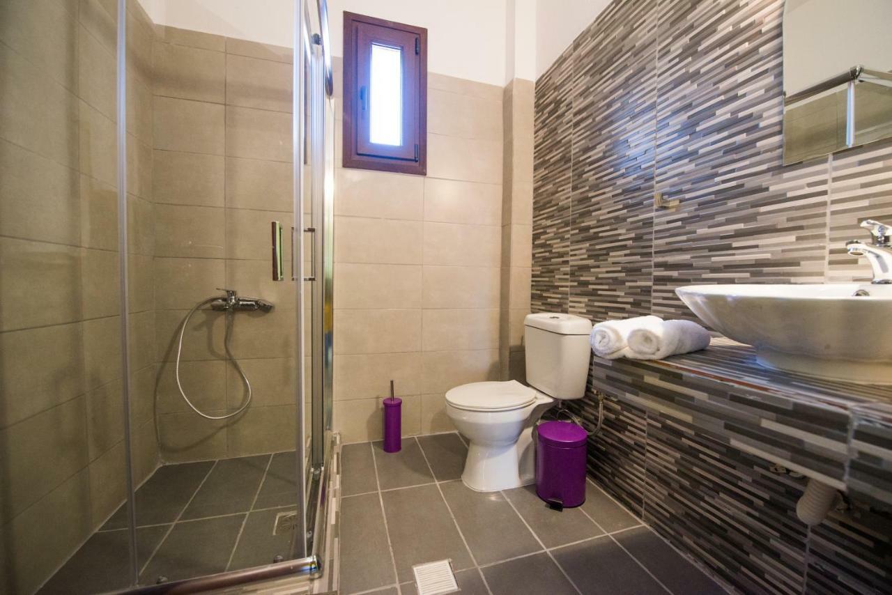 Roxani'S Apartments อาโยส นิโกลาออส ภายนอก รูปภาพ